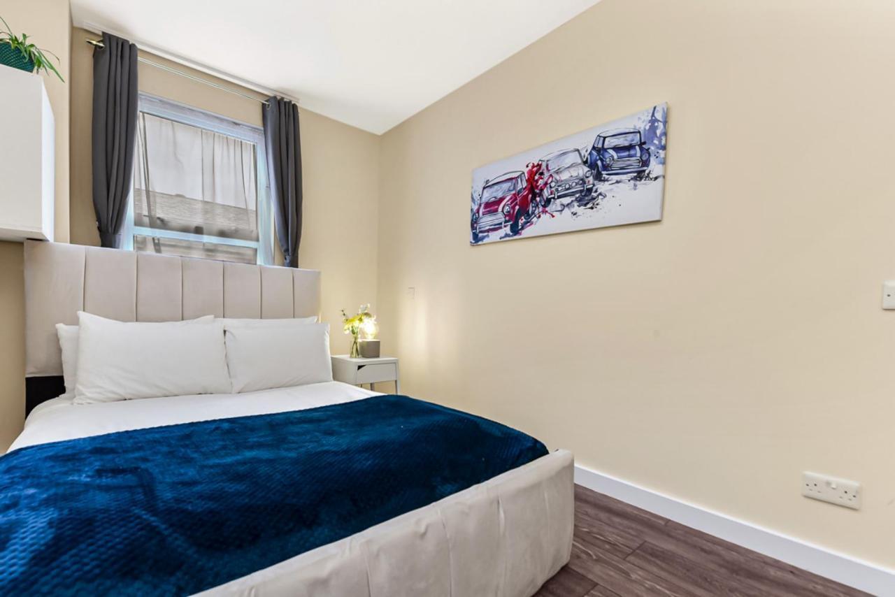 Family Friendly, Zone 2, 2 Beds, Overground Apartment